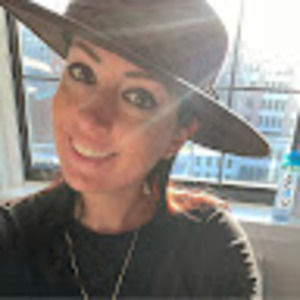 Meet your Posher, Ashley